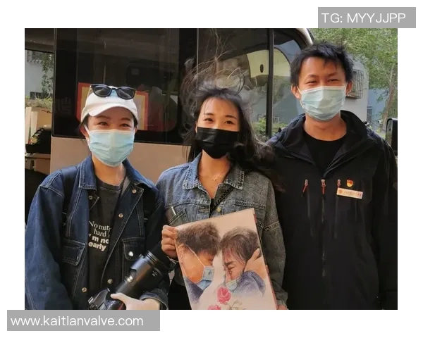 足球明星门帘布遮挡背后的故事与影响揭秘