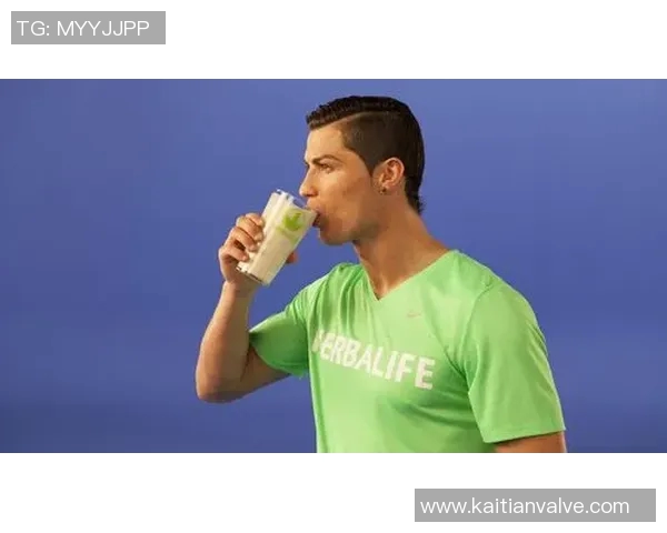 如何绘制日本足球明星的魅力形象与艺术表现技巧分享 如何绘制日本足球明星的魅力形象与艺术表现技巧分享