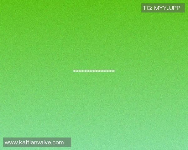 足球明星意外摔倒后华丽空翻瞬间捕捉精彩瞬间引发球迷热议 足球明星意外摔倒后华丽空翻瞬间捕捉精彩瞬间引发球迷热议