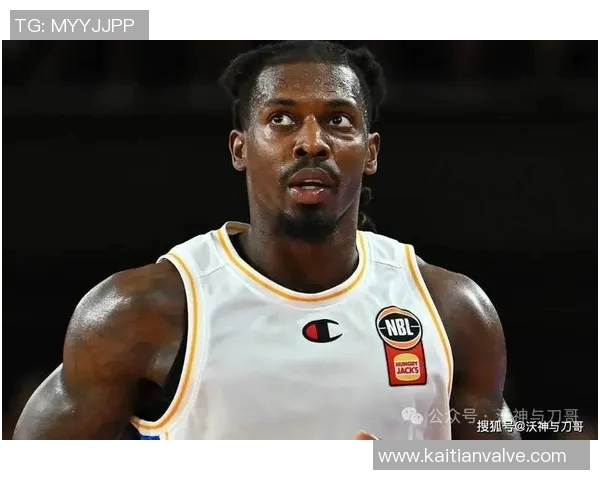 子弹队与阿德莱德的激烈对决展现篮球魅力与团队精神的巅峰较量 子弹队与阿德莱德的激烈对决展现篮球魅力与团队精神的巅峰较量