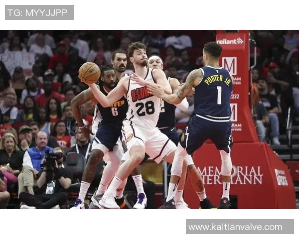 火箭与勇士精彩对决录像回顾24日比赛全程分析与精彩瞬间分享 火箭与勇士精彩对决录像回顾24日比赛全程分析与精彩瞬间分享